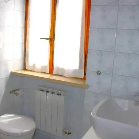 Cielo Terra Luna, In Centro A * Numana