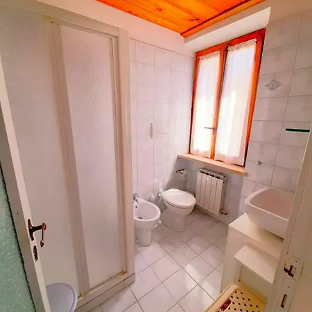 Cielo Terra Luna, In Centro A *