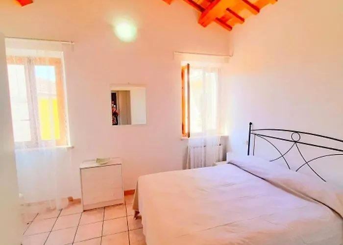 Cielo Terra Luna, In Centro A Holiday home Numana